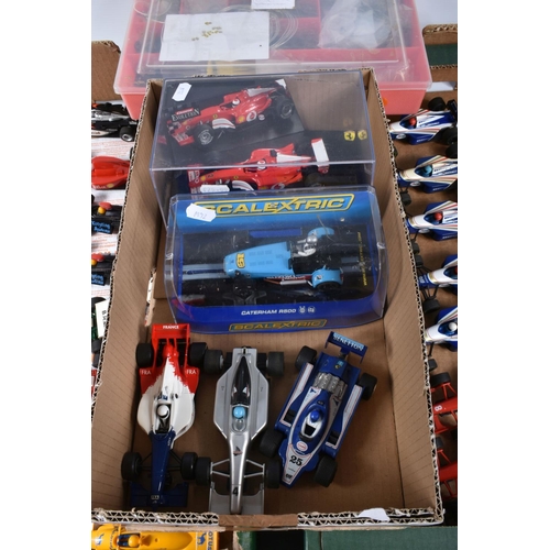 94 - A QUANTITY OF UNBOXED SCALEXTRIC F1 RACING CARS, 1970's and later, some with minor damage and/or mis... 