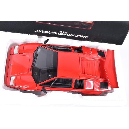 108 - A BOXED KYOSHO LAMBORGHINI COUNTACH LP 5000S 1:18 SCALE MODEL VEHICLE, numbered 08322RR, in red, app... 