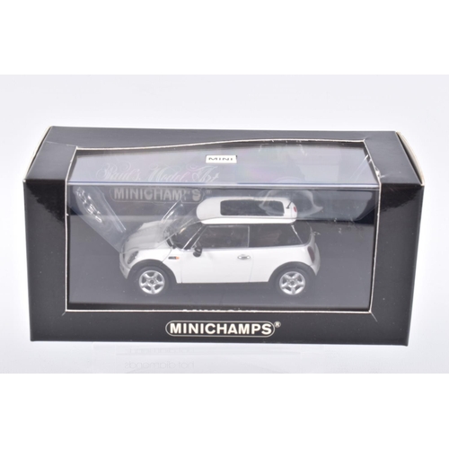 124 - FIVE BOXED MINICHAMP 1:43 SCALE MODEL CARS, to include a 1974 Lamborghini Urraco in Blue Acapulco no... 