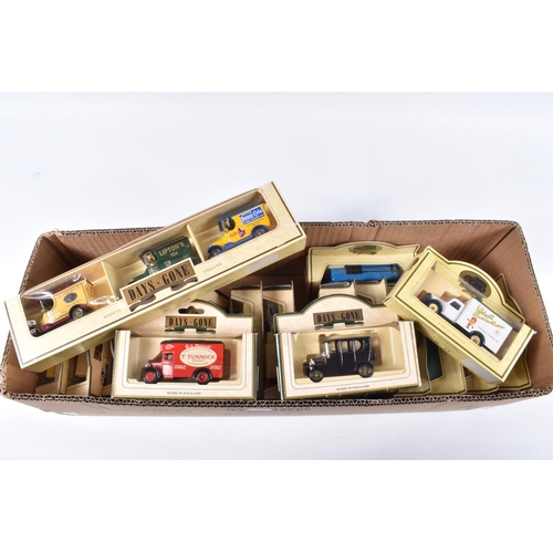 140 - A COLLECTION OF BOXED AND UNBOXED LLEDO DIECAST VEHICLES, assorted Days Gone, Vanguards, Promotors, ... 