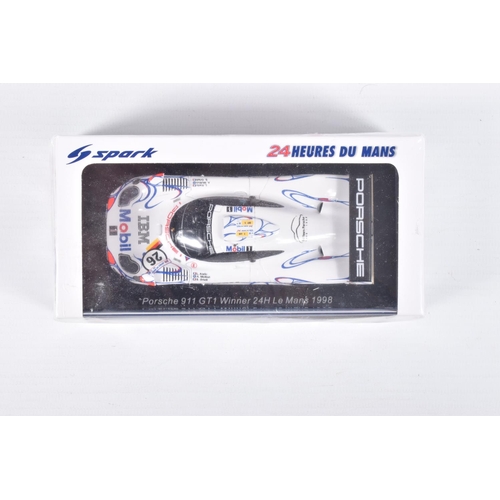 147 - FIVE BOXED LE MANS SPARK MODELS MINIMAX VEHICLES, the first is a Porsche 911 GT1 winner 24H Le Mans ... 