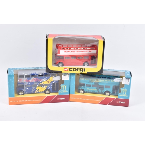 157 - A QUANTITY OF BOXED AND UNBOXED BUS AND COACH MODELS, unboxed playworn models by Dinky and Corgi, bo... 