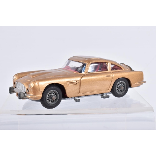 172 - A BOXED CORGI TOYS SPECIAL AGENT 007 JAMES BOND'S ASTON MARTIN D.B.5 DIECAST VEHICLE,  numbered 261,... 