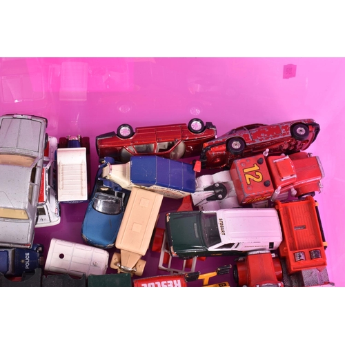 186 - A QUANTITY OF BOXED AND UNBOXED DIECAST VEHICLES, unboxed and assorted playworn models by Matchbox i... 