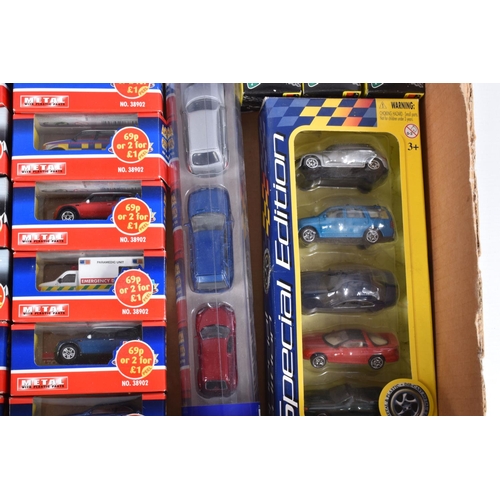 186 - A QUANTITY OF BOXED AND UNBOXED DIECAST VEHICLES, unboxed and assorted playworn models by Matchbox i... 