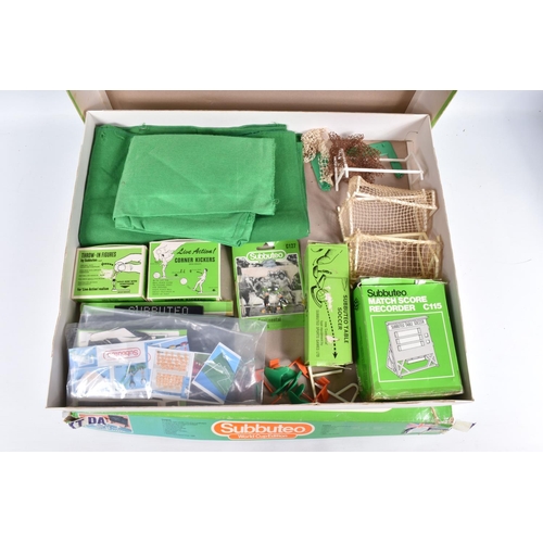 188 - A LARGE QUANTITY OF ASSORTED BOXED AND UNBOXED SUBBUTEO PLAYERS AND ACCESSORIES ETC., to include two... 