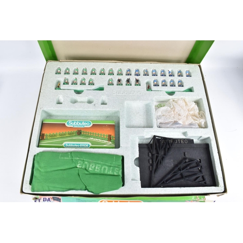 188 - A LARGE QUANTITY OF ASSORTED BOXED AND UNBOXED SUBBUTEO PLAYERS AND ACCESSORIES ETC., to include two... 