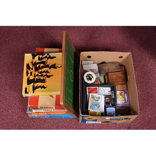 190 - A QUANTITY OF ASSORTED BOXED GAMES AND PUZZLES, assorted vintage board games to include early versio... 