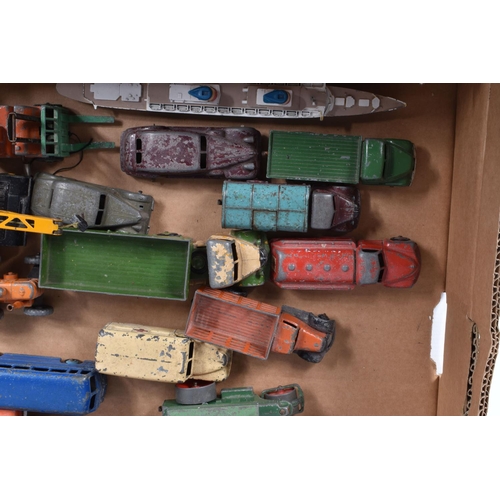 192 - A QUANTITY OF UNBOXED AND ASSORTED PLAYWORN MAINLY DINKY TOYS VEHICLES, to include Market Gardeners ... 