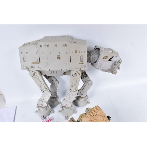 204 - A COLLECTION OF UNBOXED VINTAGE STAR WARS COLLECTIBLES, to include a 1979 CPG Millennium Falcon with... 