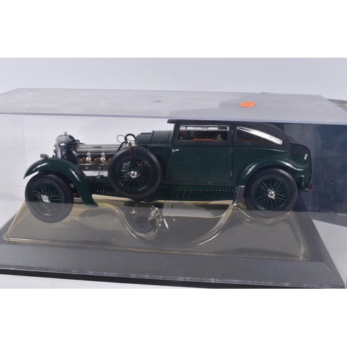 215 - A BOXED MINICHAMPS PAULS MODERN ART 1930 BENTLEY SPEED SIX - THE BLUE TRAIN CAR, 1/18 scale Bentley ... 