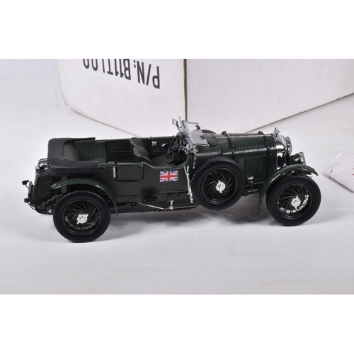 216 - TWO BOXED FRANKLIN MINT 1/24 SCALE MODELS,  1925 Rolls-Royce Silver Ghost and 1929 Bentley 4½ litre ... 