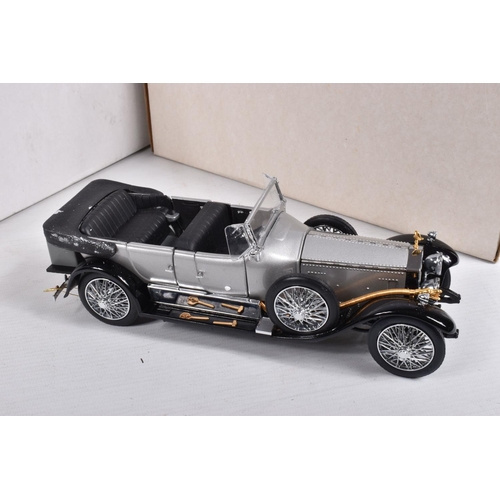 216 - TWO BOXED FRANKLIN MINT 1/24 SCALE MODELS,  1925 Rolls-Royce Silver Ghost and 1929 Bentley 4½ litre ... 