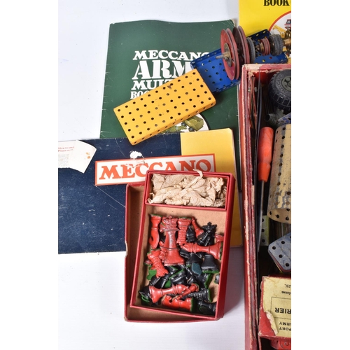 222 - A QUANTITY OF ASSORTED TOYS AND GAMES, to include boxed Britains Bren Gun Carrier with Crew, No.1876... 