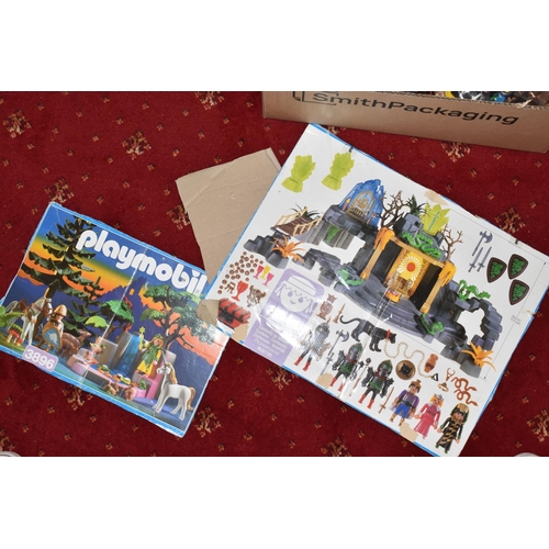 224 - A LARGE QUANTITY OF PLAYMOBIL PLAYSETS, SCENERY, ACCESORIES AND INSTRUCTIONS FOR VARIOUS MODELS, to ... 