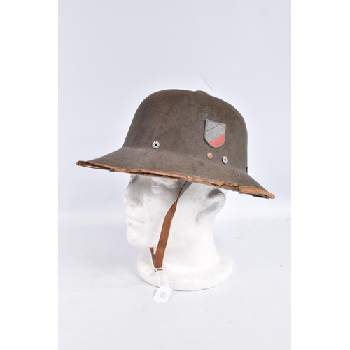 458 - A 1942 DATED GERMAN ARIKACORPS PITH HELMET WITH DECALS, this is the olive green tropical sun hat wit... 