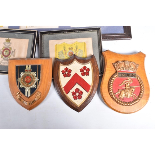 477 - A COLLECTION OF MILITARY RELATED ITEMS TO INCLUDE KENSINGTON SILKS, BDV cigarette silks, framed prin... 