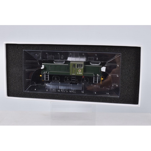 259 - A BOXED HELJAN RAILWAY MODEL OO GAUGE CLASS 14 'Teddy Bear' D9521 in BR Green (pristine), item no. 1... 