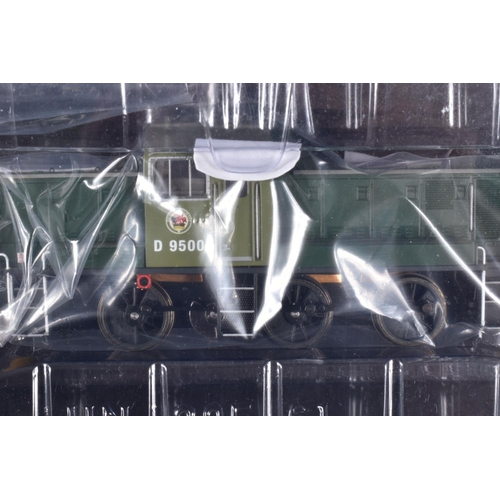 260 - A BOXED HELJAN RAILWAY MODEL OO GAUGE CLASS 14 'Teddy Bear' D9500 BR Green, item no. 1400, appears i... 