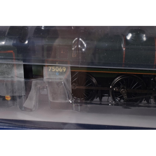 284 - A BOXED  BACHMANN  BRANCHLINE  MODEL RAILWAYS  OO GAUGE Standard Class 4MT, 75069 BR1B Tender BR lin... 