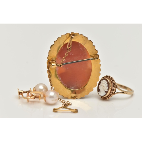 34 - THREE ITEMS OF JEWELLERY, to include a 9ct gold cameo ring, with 9ct hallmark, ring size J, an oval ... 