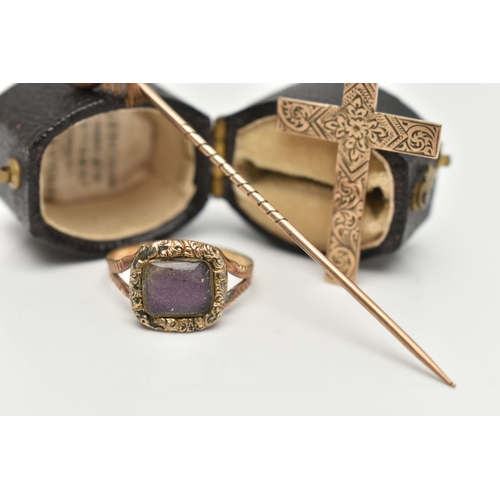 67 - THREE ITEMS OF JEWELLERY, to include an early Victorian yellow metal mourning ring, of a square form... 