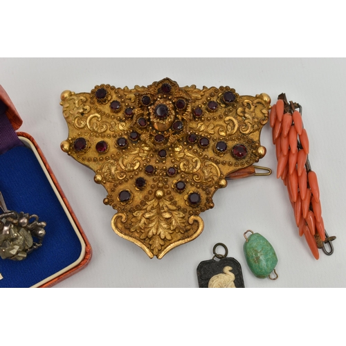 108 - A SMALL ASSORTMENT OF JEWELLERY, to include an early 20th century coral clip, a mid century white me... 