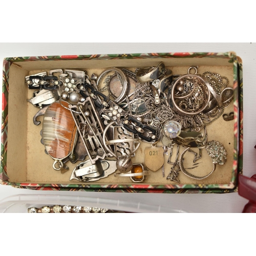 115 - A BOX OF ASSORTED JEWELLERY, to include a white metal and white enamel Siam brooch, stamped 'Siam St... 