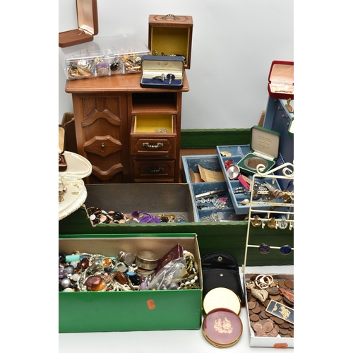 131 - A BOX OF ASSORTED COSTUME JEWELLERY, to include an assortment of beaded jewellery, clip on earrings,... 