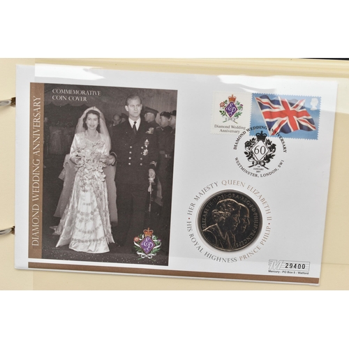 139 - A LARGE CARDBOARD BOX CONTAINING MAINLY 20 AND 21st century coinage to include a diamond wedding coi... 