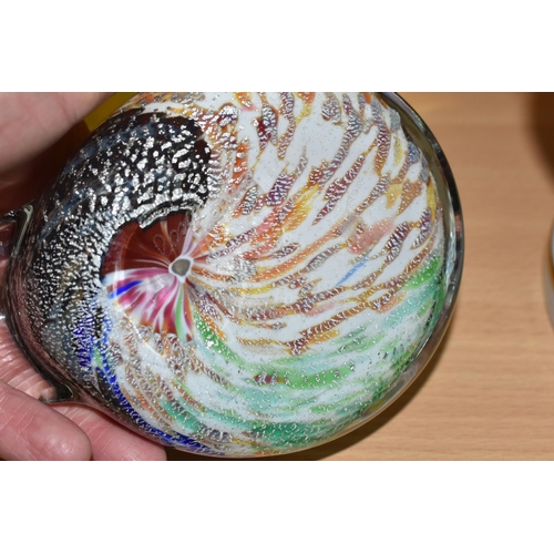 317 - THREE PIECES OF GLASS, comprising a multicoloured Murano Rosis duck paperweight, signed to base, a C... 