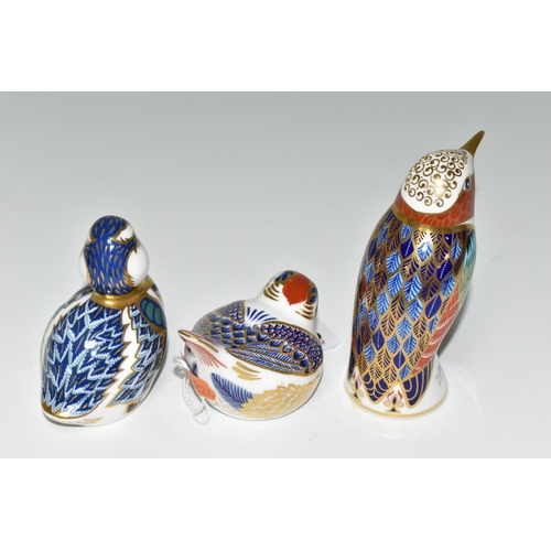 313 - THREE ROYAL CROWN DERBY BIRD PAPERWEIGHTS, comprising Goldcrest, Hummingbird, and Sitting Duckling, ... 