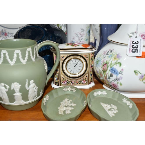 335 - A GROUP OF ASSORTED CERAMICS INCLUDING FOUR PIECES OF GREEN WEDGWOOD JASPERWARE, a Royal Crown Derby... 