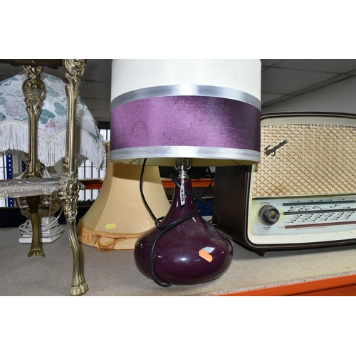 345 - A FERGUSON RADIO, TABLE LAMPS AND SUNDRY ITEMS, to include a 1950s Ferguson Radio Corporation/Thorn ... 