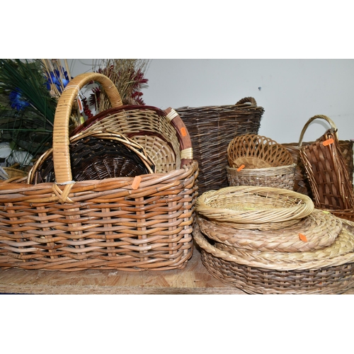 374 - A COLLECTION OF WICKER BASKETS, approximately twenty pieces, different shapes, styles and sizes, lar... 