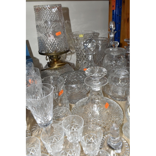 385 - A QUANTITY OF CUT CRYSTAL AND OTHER GLASS WARES, eighty to ninety pieces, to include a table lamp wi... 