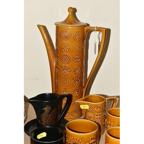 422 - TEA AND COFFEE WARES, to include Portmeirion Totem coffee pot, milk jug, sugar bowl, five cups and f... 