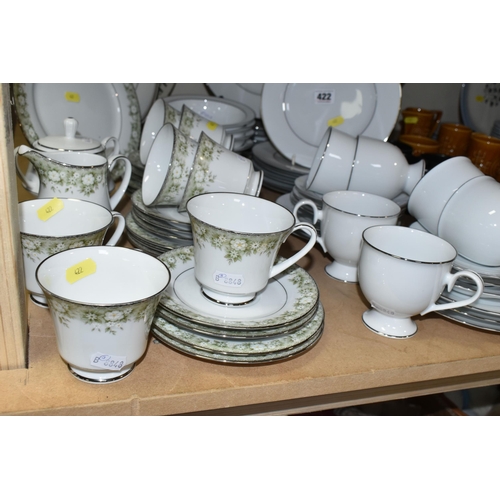 422 - TEA AND COFFEE WARES, to include Portmeirion Totem coffee pot, milk jug, sugar bowl, five cups and f... 