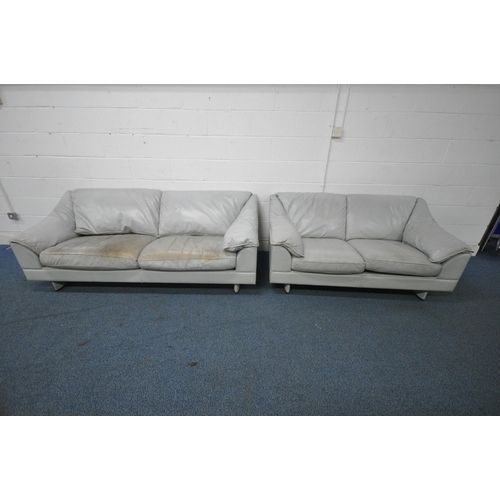 1320 - A 1980'S POLTRONA FRAU GREY LEATHER UPHOLSTERED TWO PIECE LOUNGE SUITE, comprising a three seater so... 