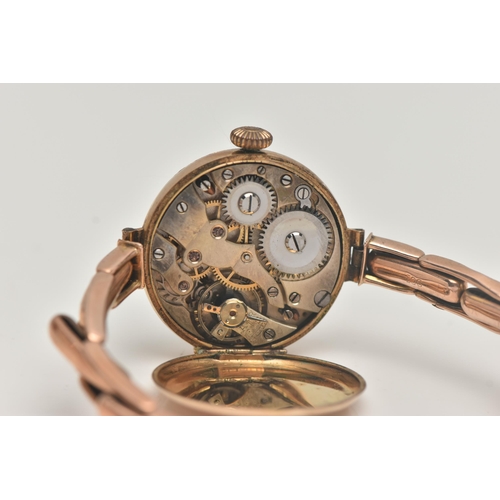 101 - A LADYS EARLY 20TH CENTURY 9CT GOLD WRISTWATCH, manual wind, round gold dial, Arabic numerals, blue ... 