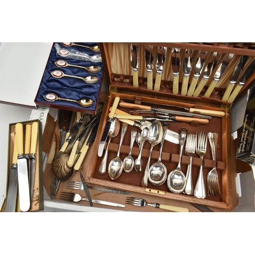 188 - ASSORTED CUTLERY, to include a wooden canteen with cutlery, cased coffee spoons, cased cake forks, a... 