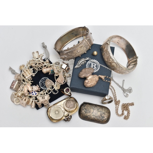 85 - A BAG OF ASSORTED SILVER AND WHITE METAL JEWELLERY, to include a silver charm bracelet, curb links s... 
