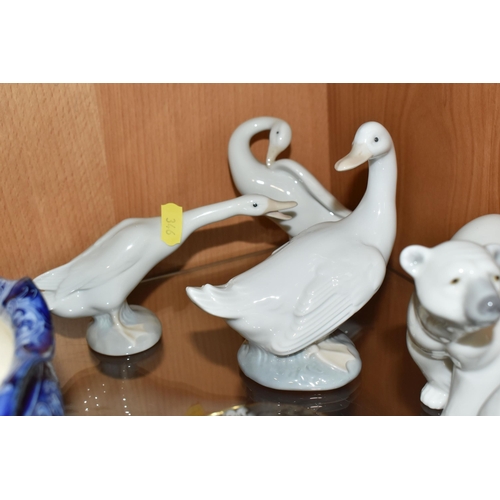 346 - A GROUP OF SEVEN LLADRO FIGURES, comprising four Polar Bear figures 5434, 1206, 1207, 1208, together... 