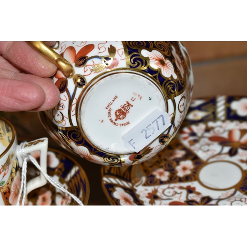 348 - A STEVENSON & HANCOCK DERBY IMARI PORCELAIN COFFEE CAN AND SAUCER TOGETHER WITH OTHER CUPS AND SAUCE... 