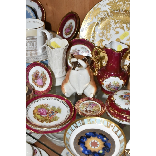 350 - A GROUP OF NAMED ORNAMENTS AND CABINET PLATES, comprising three Royal Crown Derby 'Gold Aves' patter... 