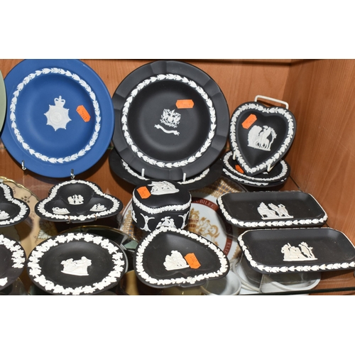 366 - A COLLECTION OF WEDGWOOD JASPERWARE, comprising twelve black Jasperware trinket dishes and one trink... 