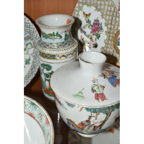 383 - A GROUP OF 19TH AND EARLY 20TH CENTURY CHINESE FAMILLE VERTE AND FAMILLE ROSE PORCELAIN, ETC, compri... 