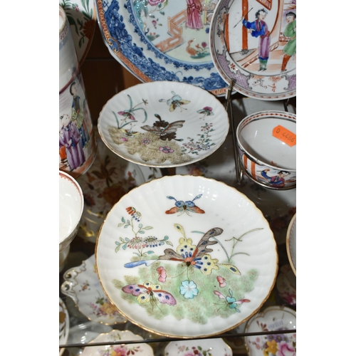 389 - A COLLECTION OF LATE 18TH AND 19TH CENTURY CHINESE EXPORT PORCELAIN, comprising a tankard with drago... 