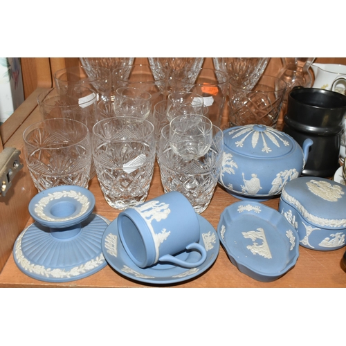 392 - A GROUP OF CERAMICS AND GLASS WARE, to include eleven pieces of pale blue Wedgwood Jasperware, a Wed... 