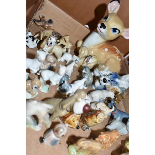 410 - ONE TRAY OF 1950s WADE WHIMSIES AND A BAMBI MONEY BOX, Bambi money box has original stopper (small m... 